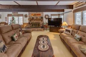Large Chalet near Bretton Woods! - Image 2