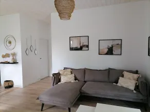 Air-conditioned house facing the pine forest. - Image 3