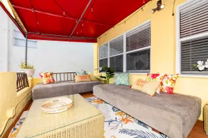 Large 2 bedroom with private terrace Sleep 9/10 - Image 5