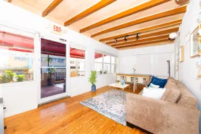Large 2 bedroom with private terrace Sleep 9/10 - Image 3