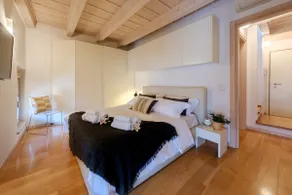 Shakespeare Suite | Old Town - Image 2