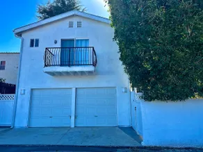 The Sunny Casita: A Dreamy Hollywood Studio! - Image 3
