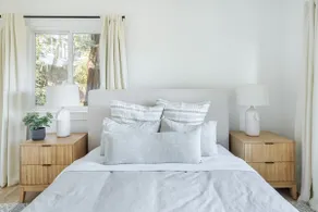 Secluded Downtown Modern Luxe Retreat of Redwoods - Image 3
