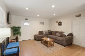Travel Nurse Friendly | 3BR | Near Downtown | Pets - Image 2