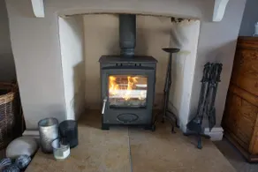 Cotswold Cottage,near Burford, Diddly, Farmers Dog - Image 5
