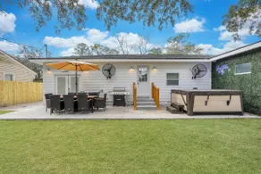 Hot Tub, Game Room, 5mi Downton Savannah - Image 3