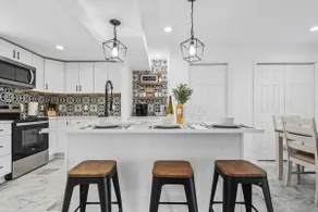 Newly Renovated Modern Farmhouse - Image 5