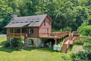 The Trillium Cabin | Hot Tub, Views & Game Room - Image 4