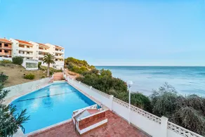 Beach apartment with AMAZING VIEWS! - Image 5