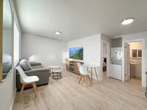 Cozy Drive-Up Suite - Image 2