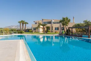 Serenity Villa with pool, Kalesa Heraklion - Image 3