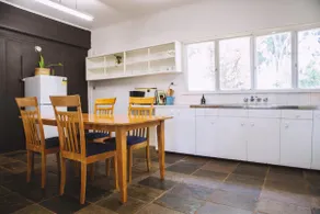 Cooks Cottage Mt Bundy - Image 3