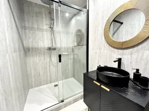 E Fauvette luxury apartment with terrace - Image 5