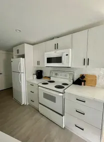 Kirkpatrick Guest Suite, City Licensed - Image 4