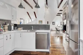 Luxurious penthouse apartment - Image 4