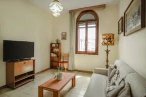 Charming stay with WIFI+Balcony, 15mins to Venice - Image 3