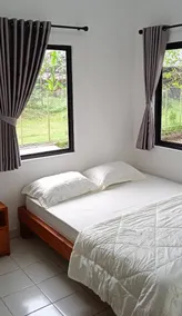 Kebun Mamah Shula Villa - Image 2
