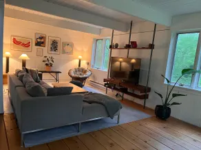 Modern Private Lodge Near the Beach - Image 4