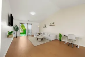 Luxury Condo | King Bed | 2BR 2BA | Great Location - Image 5