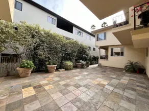 Beverly Hills | Golden Triangle + FREE Parking - Image 4