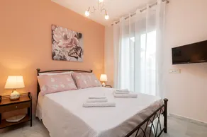 Al Centro Zante city flat - Image 2