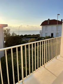 Apartment in Pontaillac with sea view and close to beaches - Image 3