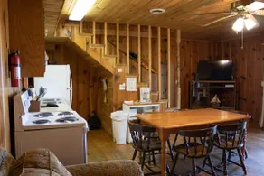 Kentucky Lake Cabin With Water Views - Image 4