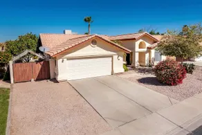 Sunny Oasis 4BR Pool Home with Game Room - Image 3