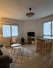 Quiet apartment near the center of Calais - Image 4