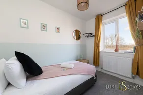 Luke Stays - Finchale Ave - Image 3