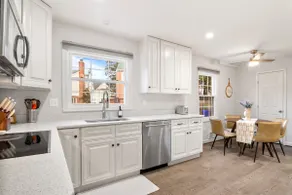 Cherry Blossoms DC 8 beds LUX Home close to DC - Image 5