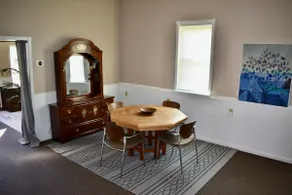 2 Bedrooms Home with 3 Queen Beds Near Nashville - Image 3