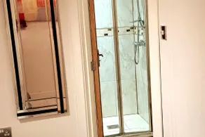 Hideaway Apartment nr. Zipworld - Image 4