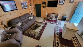 The Outback Cabin - Image 3