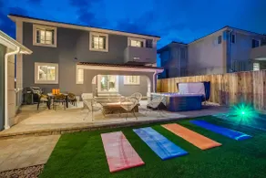 The Gatsby: Putt Putt | Fire Pit | Hot Tub - Image 5