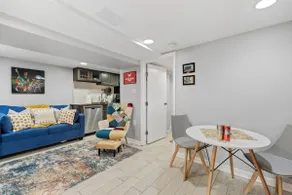 1-BR Pad in the Heart of Petworth / Walk to METRO - Image 4