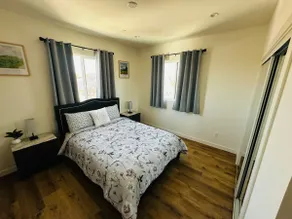 Best New 6 bdrm 4 bath 5 car parkg 16+ppl home - Image 5