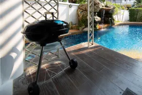 Paradise Pool Villa Pattaya in Tropicana Village - Image 2