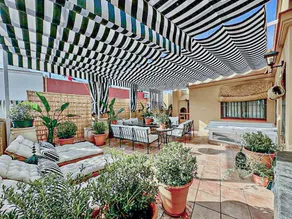 10Pax Terraza minipiscina-jacuzzi Parking free - Image 3