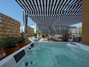 10Pax Terraza minipiscina-jacuzzi Parking free - Image 2