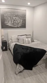 Homely suite 5 min walk from lake - Image 2