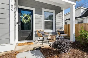 4 Bedroom Park Circle Retreat with Pool! - Image 3