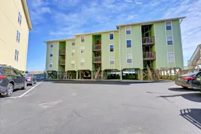 Modern Oceanfront Oasis - Image 4
