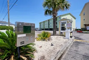 Modern Oceanfront Oasis - Image 3