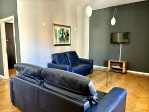 [Large] Apartment on two floors - Image 4
