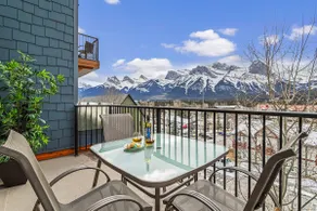 Cozy 2BR Gem w/ Hot Tub & Spectacular Mtn Views - Image 2