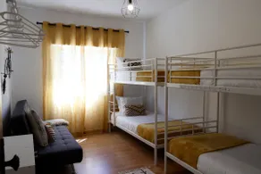 !Private Outdoor Area! 300m-Beach, 3BR No Stairs - Image 3