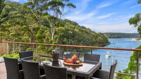 Treetop Views - with Outdoor Spa - Image 3