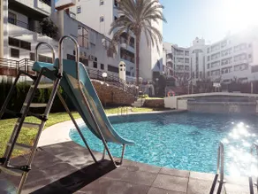Centrally located, a 3-minute walk from the beach - Image 2