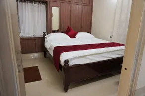 ABS Home stays 2BHK Deluxe AC Two bedroom flats - Image 5